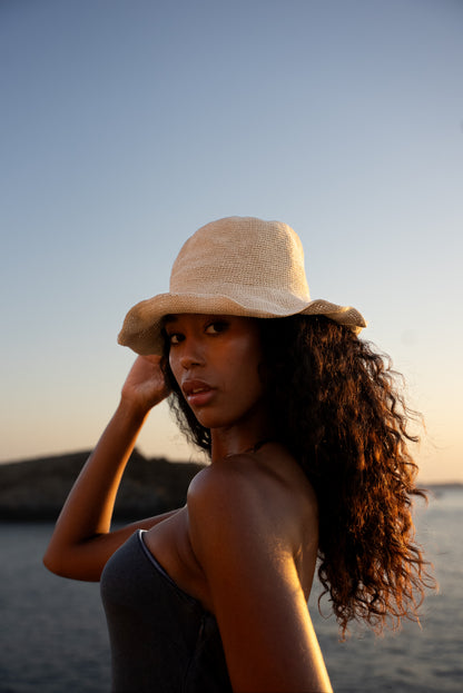 SUNLIT ESCAPE - HANDWOVEN STRAW