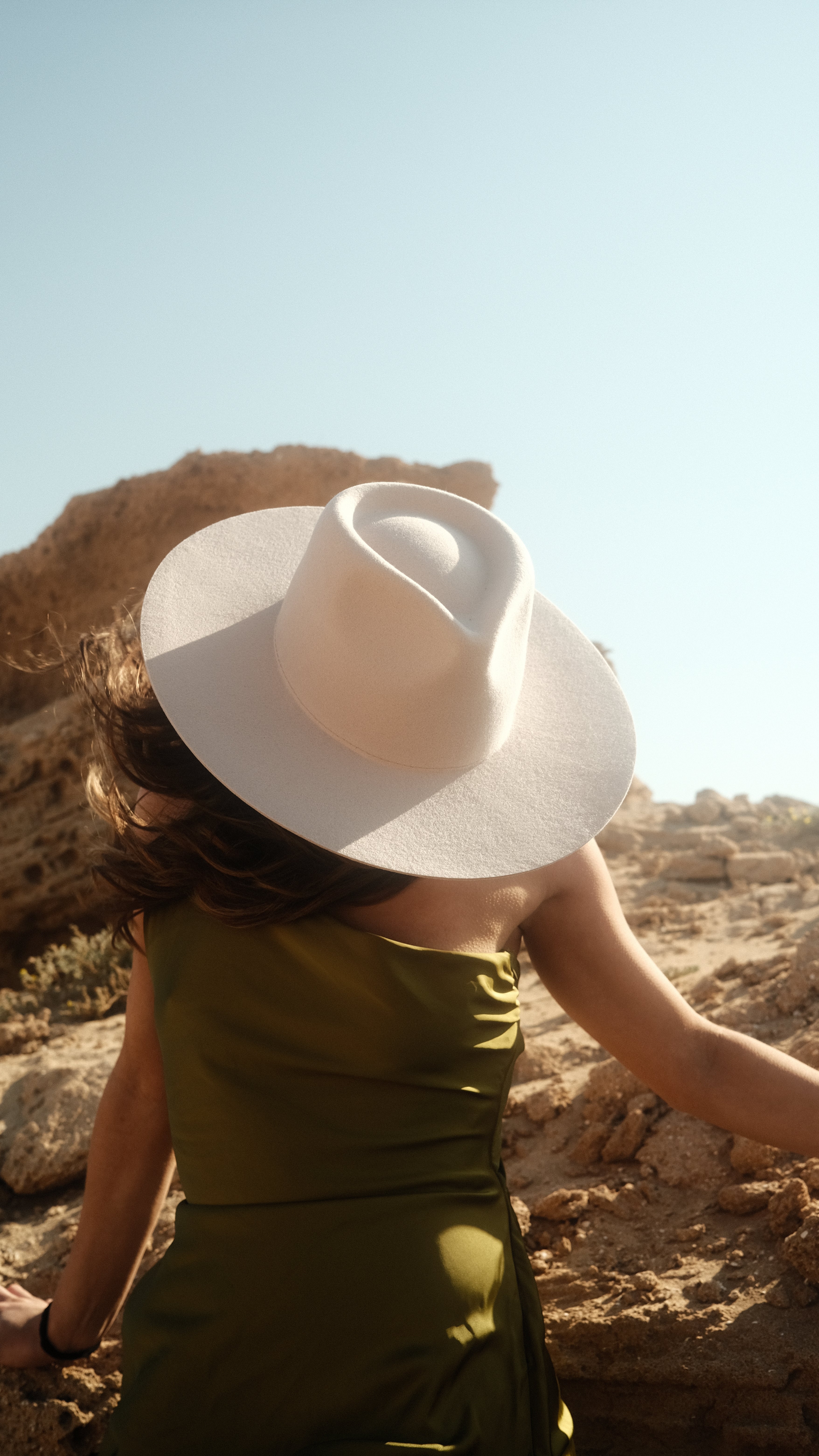 BLUSH CLASSIC FEDORA